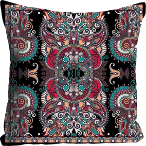 Королевская декоративная подушка "Орнамент", чехол без наполнения, 1 шт Queence 40х40 см, цвет bunt + bedruckt