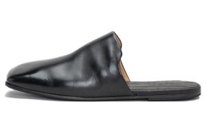 Женские тапочки с закрытым носком Marsèll