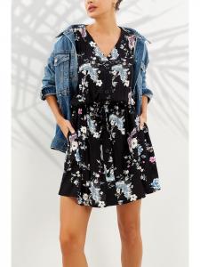 Короткое платье Milan Kiss, цвет schwarz/hellblau