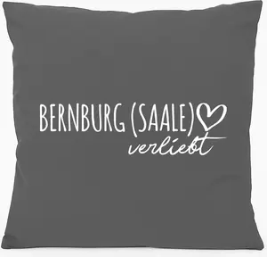 Подушка Huuraa Sofa Cushion Bernburg (Saale) Love Gift 40x40cm с наполнителем Steel Grey Cotton Souvenir от Bernburg (Saale) Hellweg Druckerei