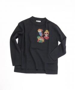 Вязаный свитер из 100% шерсти с пиксельной вышивкой.