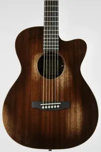 Martin 000CJR-E Streetmaster 2025 с чехлом