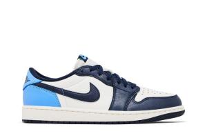Кроссовки Air Jordan 1 Retro Low OG 'Obsidian UNC', синий