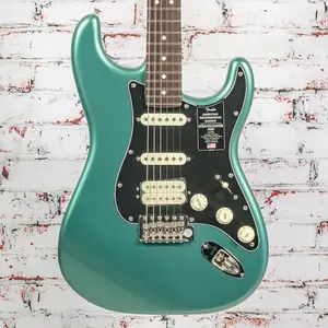Fender - American Professional Classic Stratocaster - Электрогитара - HSS - Гриф из палисандра - Faded Sherwood Green Metallic - с футляром Deluxe