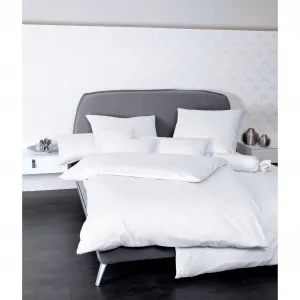 Постельное белье Janine «Colors 31001», (2 шт.), сатиновое качество Mako, изготовлено из 100% хлопка, постельное белье и наволочки на молнии, не требуют особого ухода, тонкая нить, сертифицирован MADE IN GREEN, белый