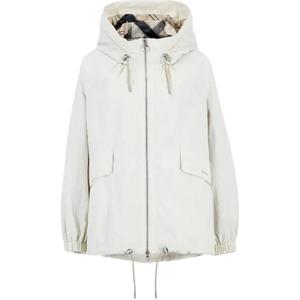 Куртки и пальто для женщин Barbour, белый