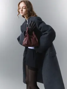 Сумка-мешок Ally с присборенной талией Charles & Keith, цвет Wineberryred