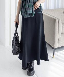 Толстовка с вышитой юбкой-русалкой