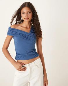 Асимметричный топ с открытыми плечами Abercrombie & Fitch синего цвета