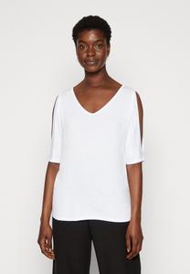 Базовая футболка LASCANA