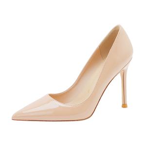 Женские туфли на тонком каблуке, телесного цвета Squinting Home, Nude