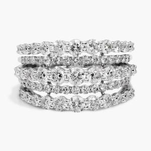 Модное кольцо с градуированным рядом бриллиантов из 14-каратного белого золота (2 карата) Blue Nile