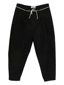 Брюки со складками и завязками MORDECAI, черный