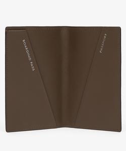 Обложка паспорта Ладлоу