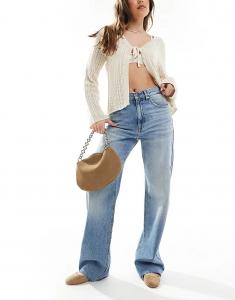 Джинсы Pull&Bear прямого кроя с высокой талией, выцветшего синего цвета