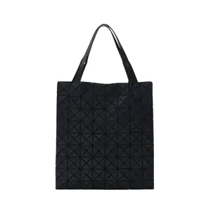 ISSEY MIYAKE Сумка-шоппер из полиэстера