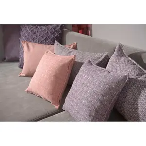 Декоративная подушка Ivo с легким узором H.O.C.K., Lila + gemustert