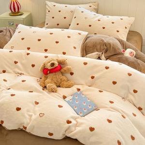 Yalu Комплект постельного белья из 4 предметов (простыня на резинке 180 см, пододеяльник 200х230 см), молочный бархат, цвет Heart-Shaped Coffee + Mocha Brown