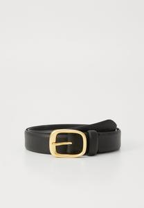 Ремень Calvin Klein CHUNKY BUCKLE PEBBLE STRAP , Black/Tumbled Deep Gold-Coloured/Black
