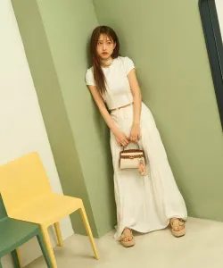 Эспадрильи на платформе Charles & Keith, цвет Sand