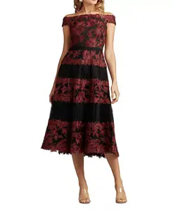 Женское платье Adriane с цветочной вышивкой длины "чайное" Tadashi Shoji, зеленый