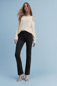 Джинсы подчеркивающие фигуру с декорированными карманами и широкими штанинами Next, черный