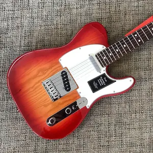 Fender Player II Telecaster 2024 - настоящее время - Потертый вишневый градиент