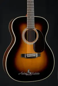 Martin 000-28 Индийский палисандровое дерево и ель Ситка, с отделкой Sunburst, НОВАЯ