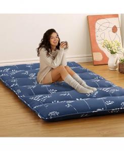 Матрас футон, двойной размер, напольный наматрасник с цветочным принтом, портативный спальный коврик для общежития, 39 x 80 дюймов CAROMIO, синий