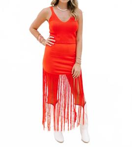 Комплект вязаных вещей с бахромой в оранжевом цвете Cloud Ten