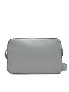 Сумочка Embossed Logo Camera Bag K60K612555 Calvin Klein, серый