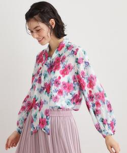 Можно стирать/есть похожий принт: блузка Fleesome Haze с бантом