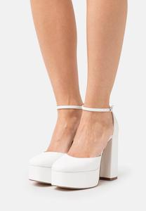 Туфли на платформе Madden Girl