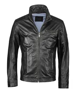 Стильная кожаная куртка с аппликацией в виде логотипа. Bugatti, черный