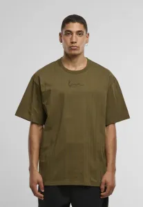 Небольшая фирменная футболка в тонкую полоску. Karl Kani, Olive Dark Olive