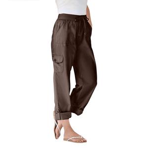 Женщина в женских брюках-карго миниатюрной длины больших размеров Woman Within, цвет Chocolate