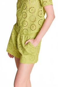 Вышитые хлопковые шорты кэмп в зеленом English Factory