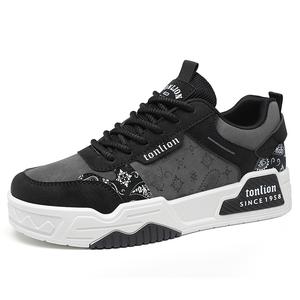 Tonlion Износостойкие и легкие мужские лоу-топы для скейтбординга серо-черные, цвет Gray Black