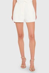 Ривз Мид-райз шорты в белом Amanda Uprichard