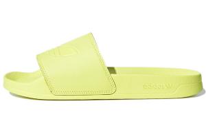 Шлепанцы и сланцы Adidas Originals Originals Adilette Lite Lightweight Cozy Sports Slippers Yellow