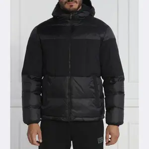 Пуховик стандартного кроя Ea7, черный