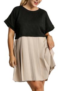 Жаккардовое плиссированное платье черно-коричневое Umgee