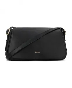 Черная кожаная сумка с клапаном и регулируемым ремешком. Kazar, черный