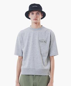 Толстовка с большим принтом в виде часов.