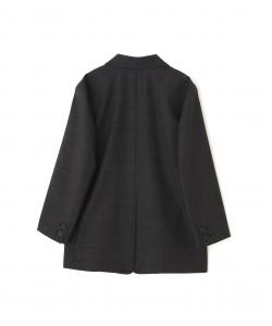 Куртка из плотной шерсти простого плетения.