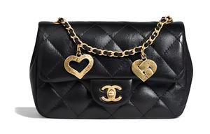 Миниатюрная женская черная сумка-кроссбоди из овчины CHANEL