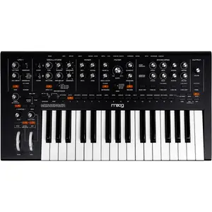 Монофонический аналоговый синтезатор Moog Messenger