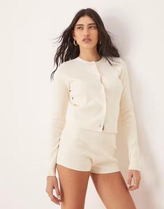 Компактный трикотажный кардиган с круглым вырезом и застежкой на пуговицы Asos Design, светло-кремовый