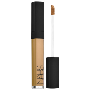 Кремовый консилер с эффектом сияния и увлажнением, обеспечивающий среднее покрытие. NARS, 0.22 oz/6 mL, Amande