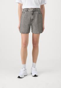 Джинсовые шорты PCABBI Pieces, цвет Light Grey Denim